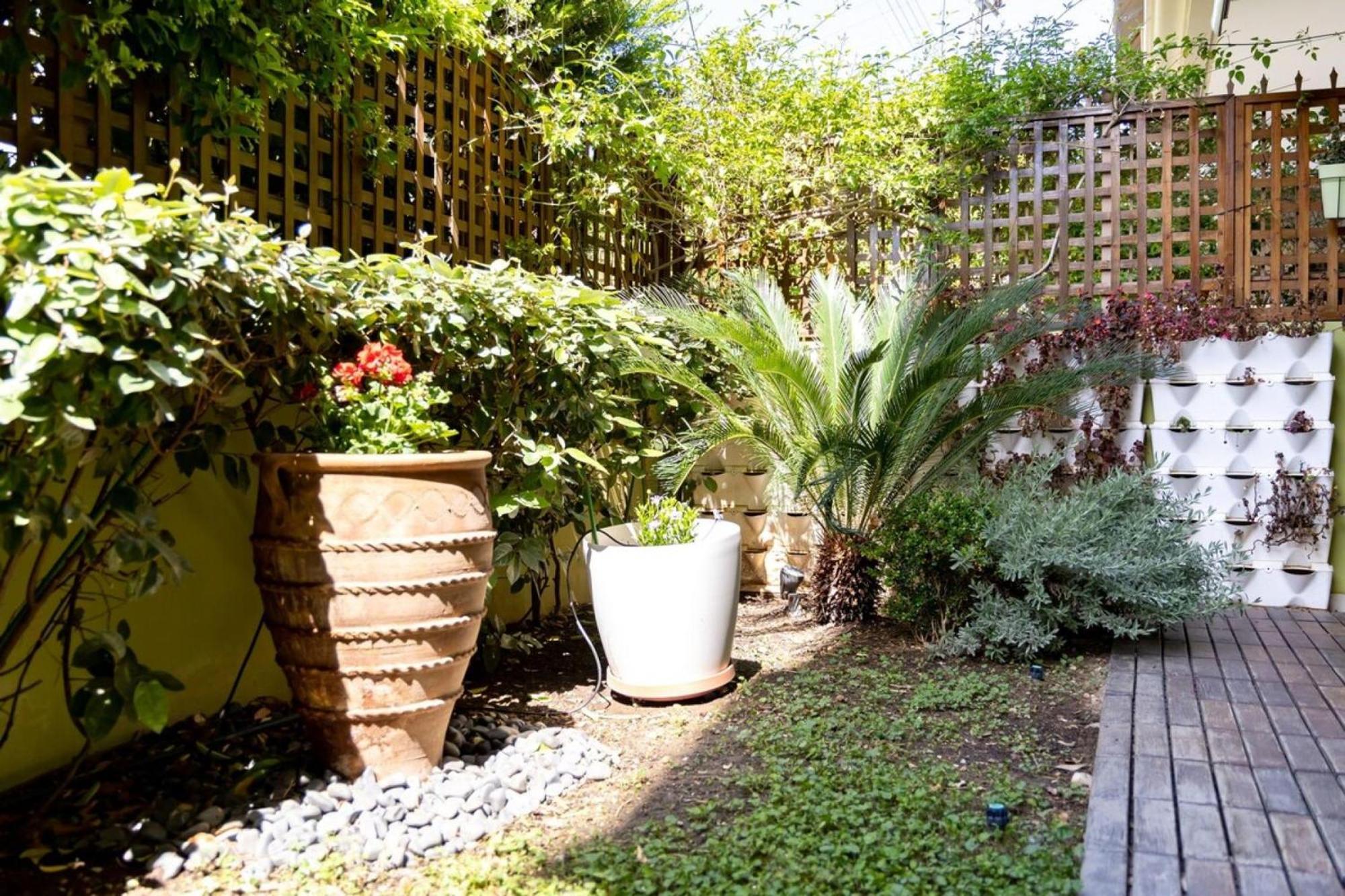 The Garden House At Alimos Apartment Athens Exterior photo